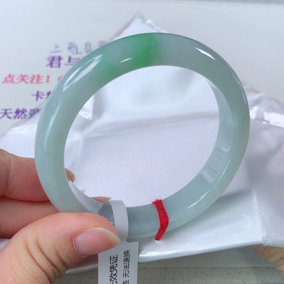 翡翠手镯未镶嵌①①⑤