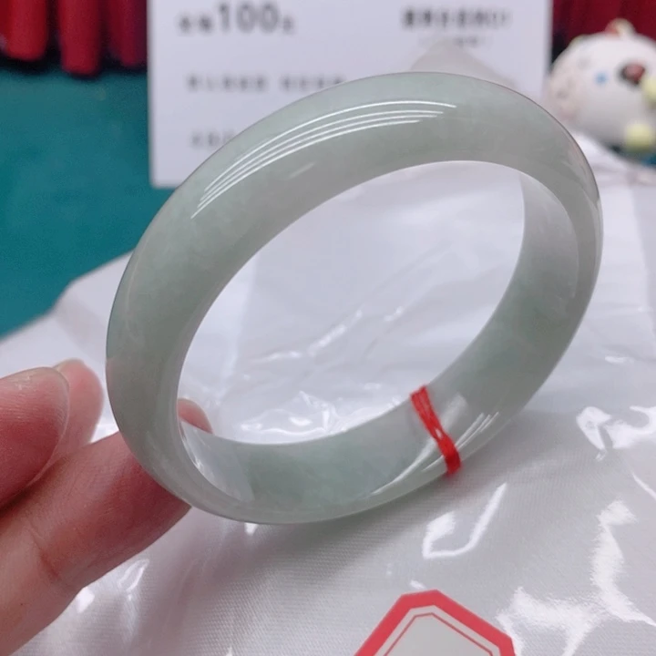 翡翠手镯未镶嵌明***好622222222