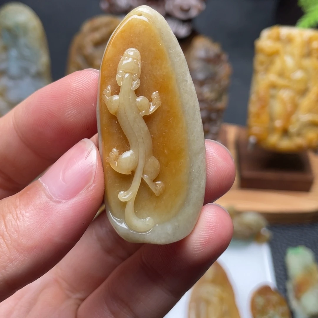 定制翡翠未镶嵌翡翠