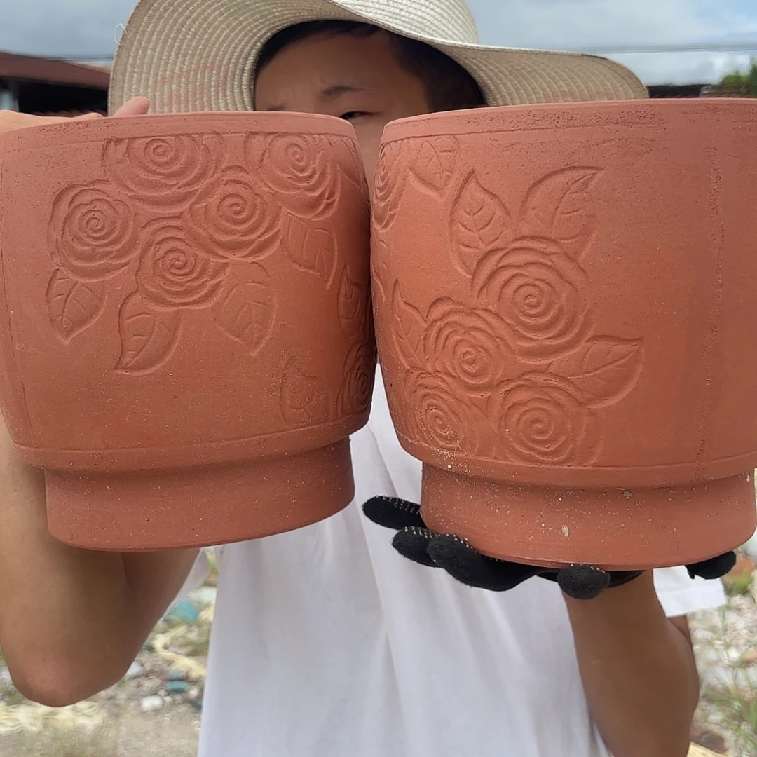 红陶玫瑰两个口径20高度20