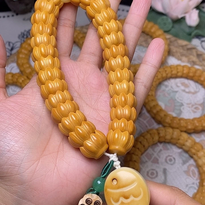 吊坠猴头核桃莲花1617