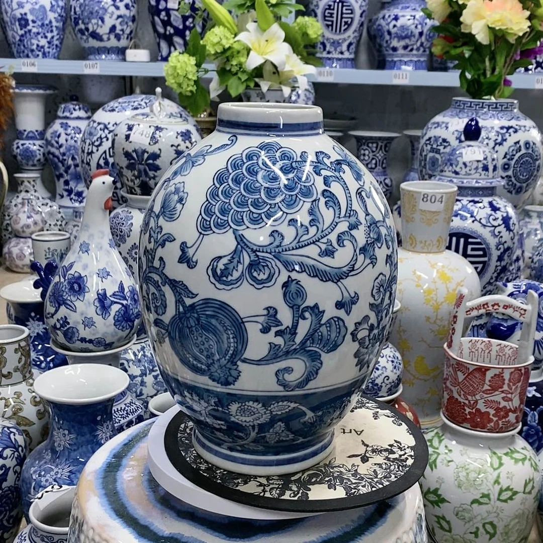 【闪购商品】摆件李**橄榄瓶瓷器摆件…………………………