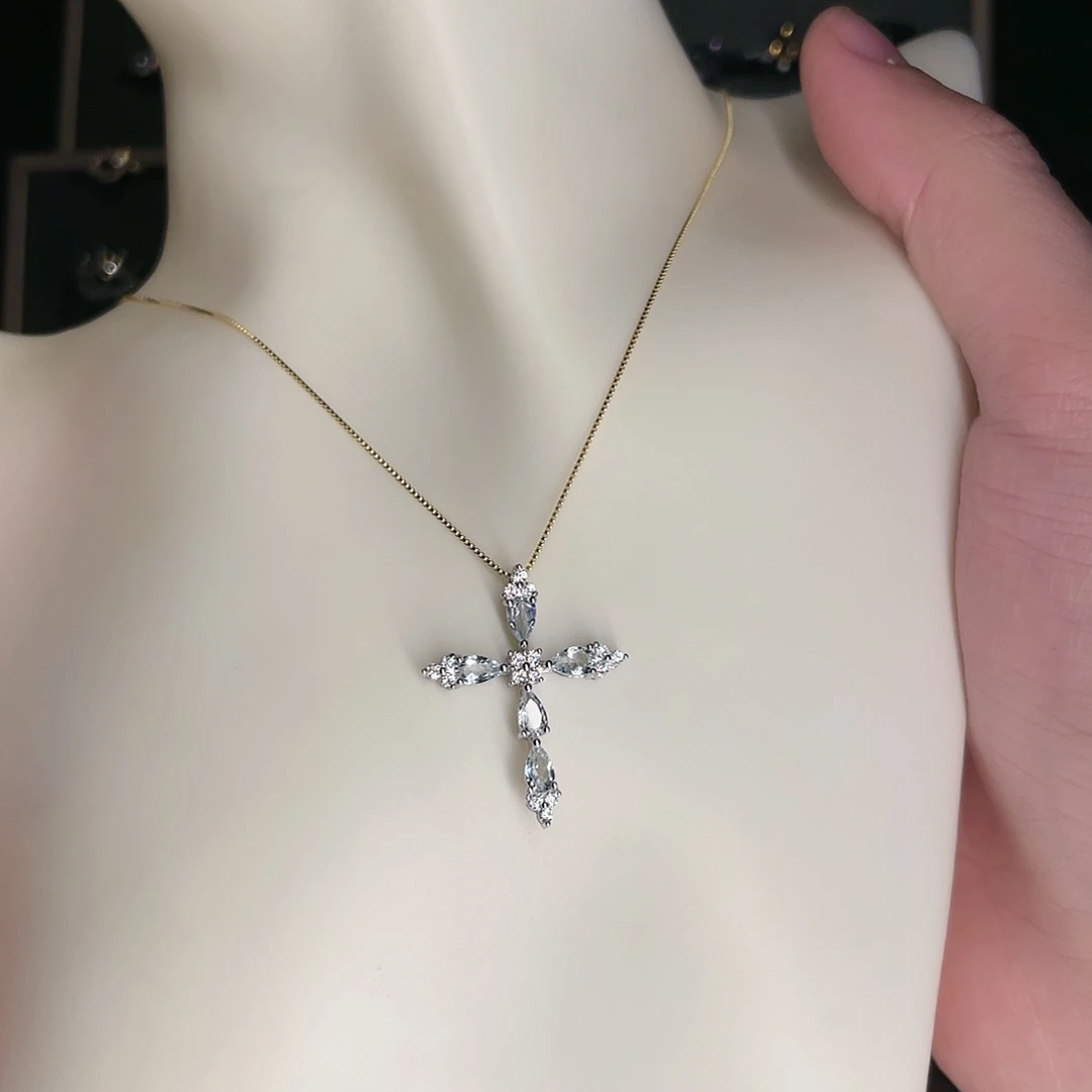 海蓝宝石吊坠(赠链)银S925镶嵌