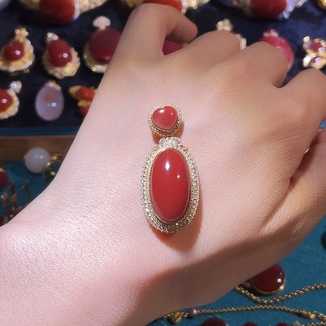 南红玛瑙18K金镶嵌吊坠(不含链)