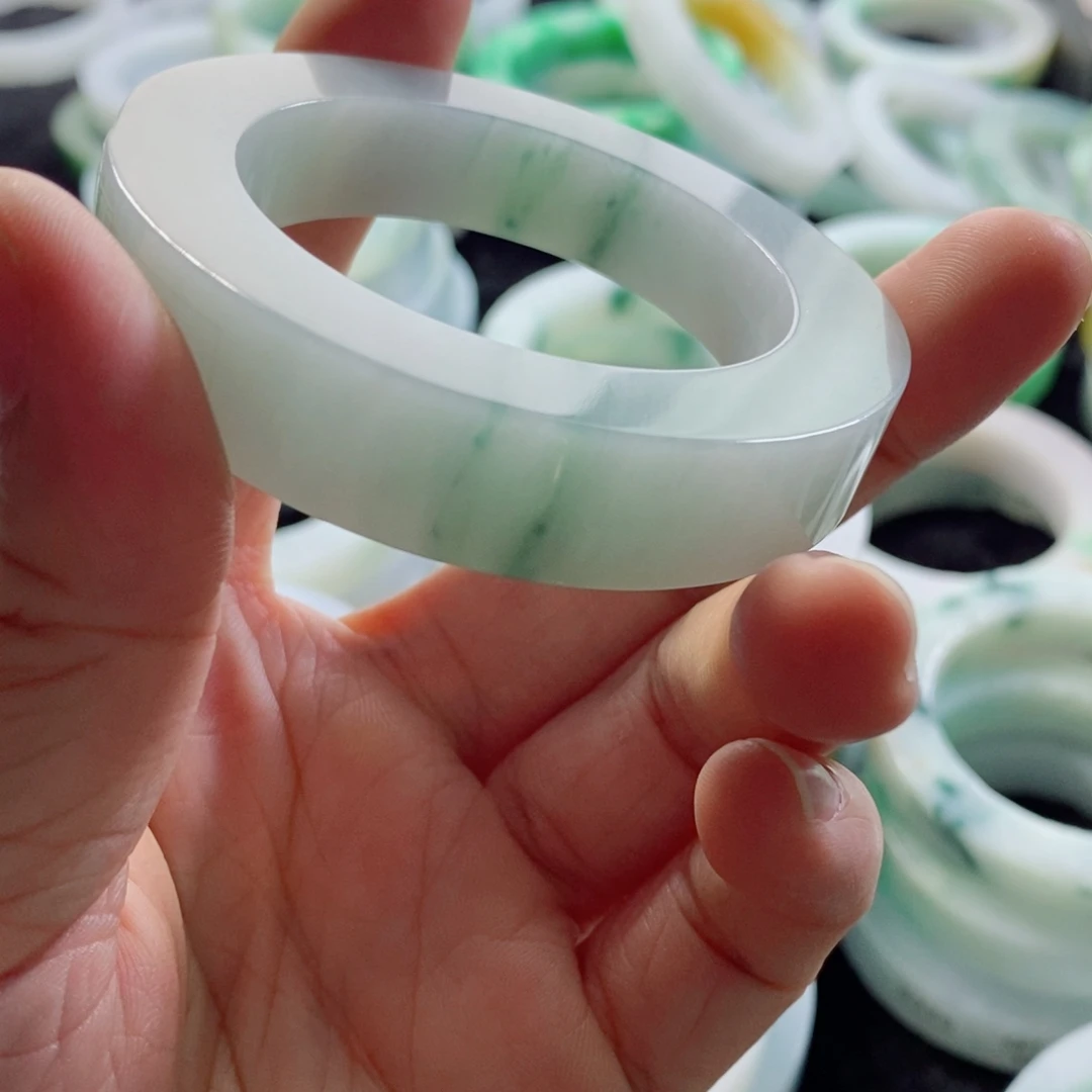 掌***珠未镶嵌A货定制翡翠