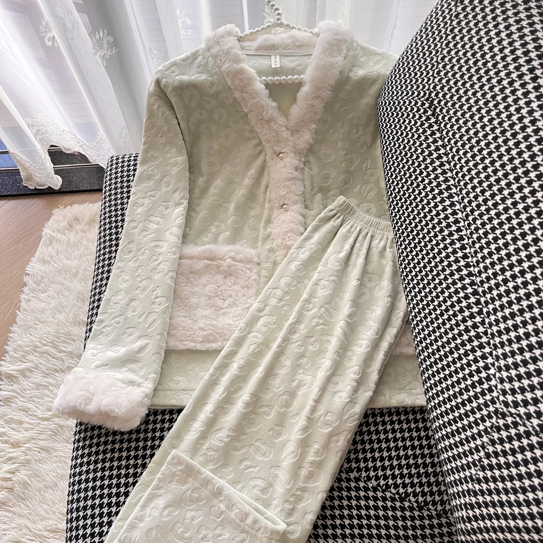 毛绒双面海岛绒睡衣女士秋冬季爆款2024新款加厚加绒可外穿家居服