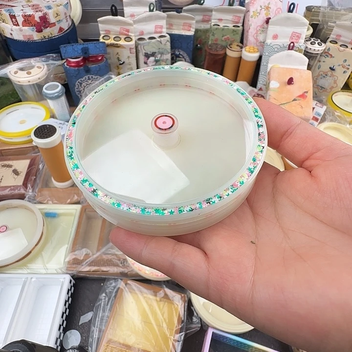 蟋蟀杨连平繁花万体送水塔…………