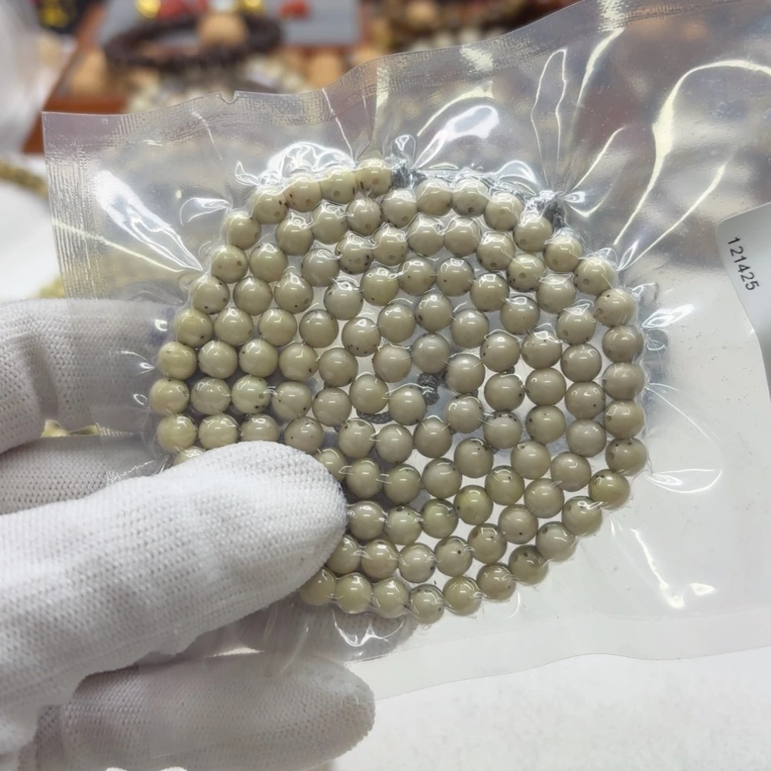 星月菩提吊坠122一物一图冰白龙蛋6圆108