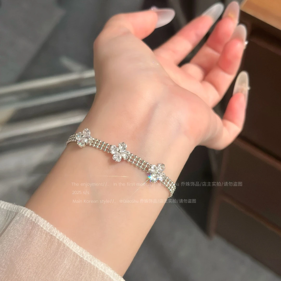 铜合金合成锆石手链 B154 时尚简约金属链条花瓣手链精致轻奢百搭