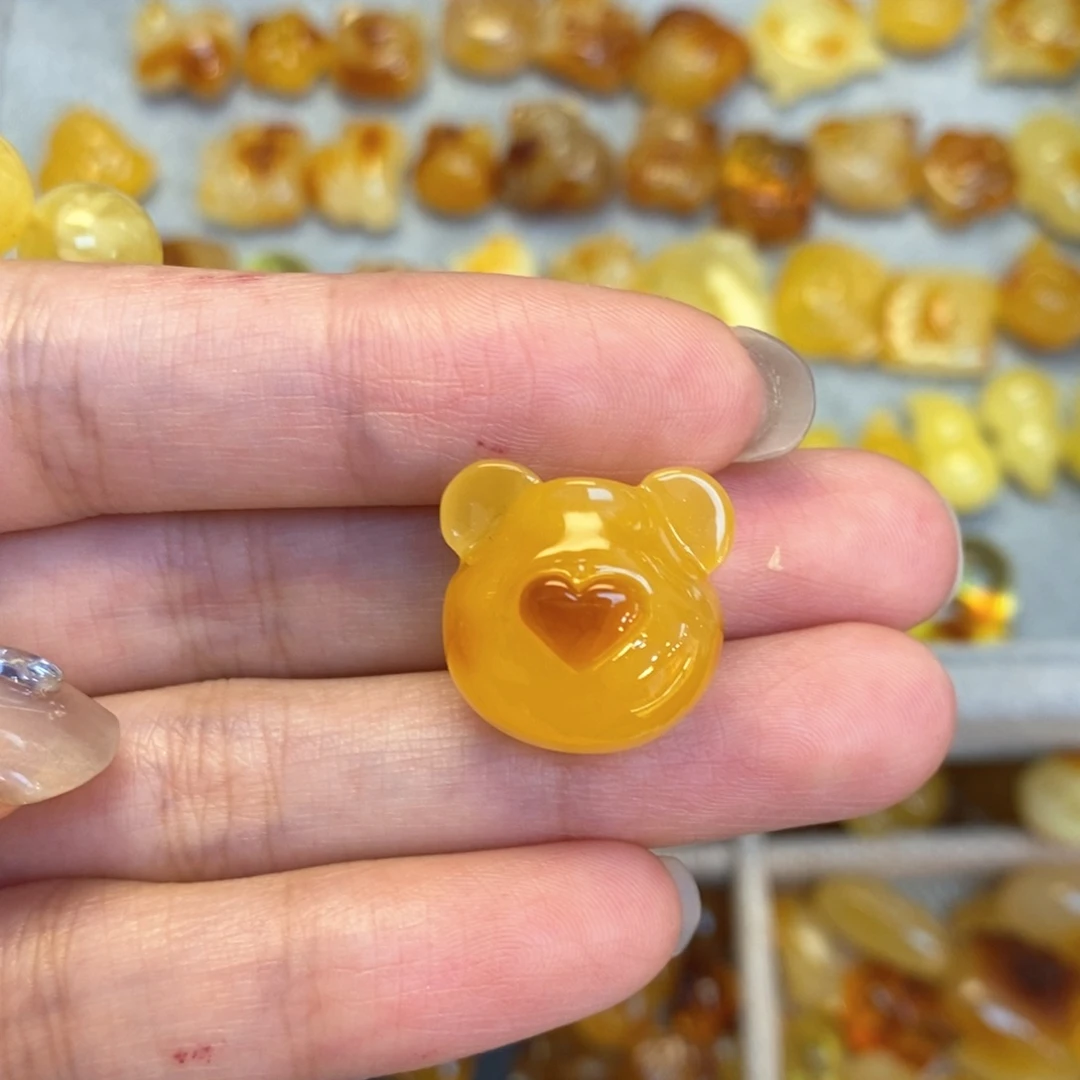 蜜蜡颈饰未镶嵌小熊头