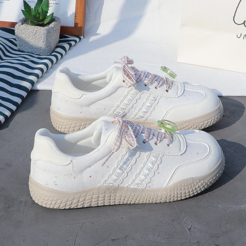 2025夏季新款透气百搭小白鞋女ins潮秋学生平底休闲运动德训板鞋