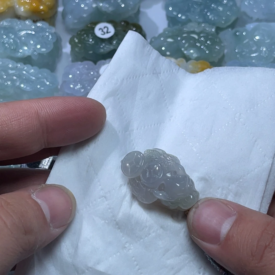 定制翡翠未镶嵌天然