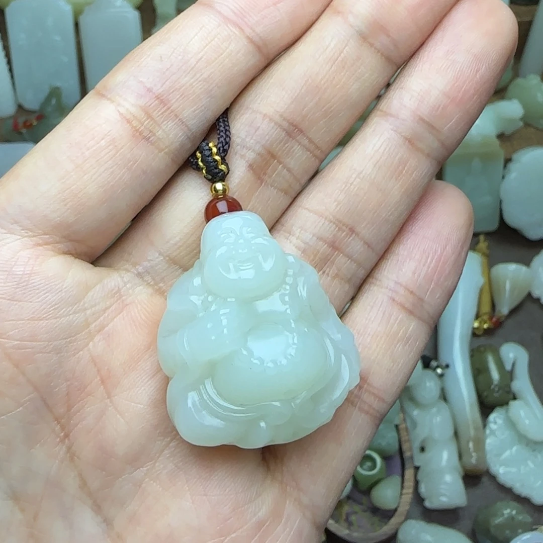 和田玉挂件未镶嵌佛公