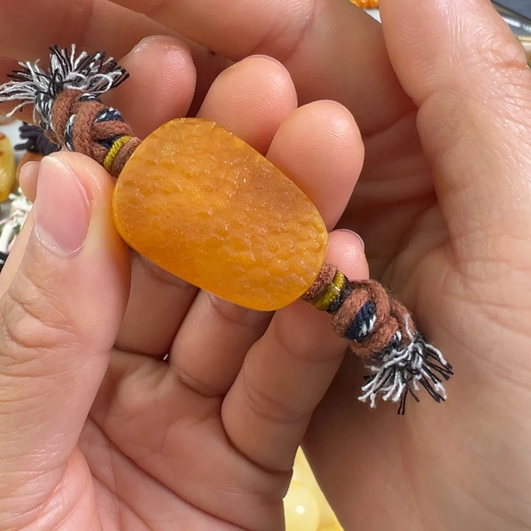 蜜蜡裸石未镶嵌蜜蜡