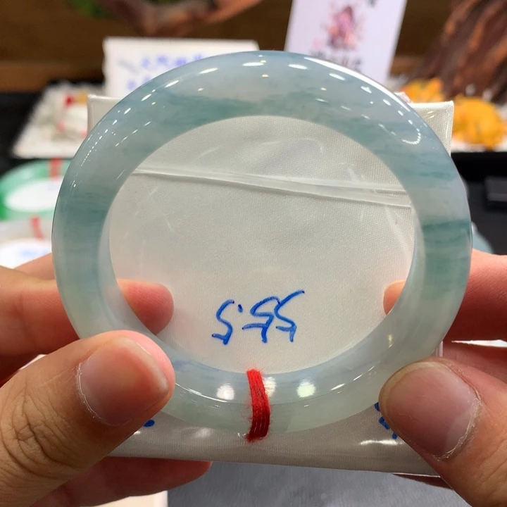 翡翠手镯未镶嵌6号