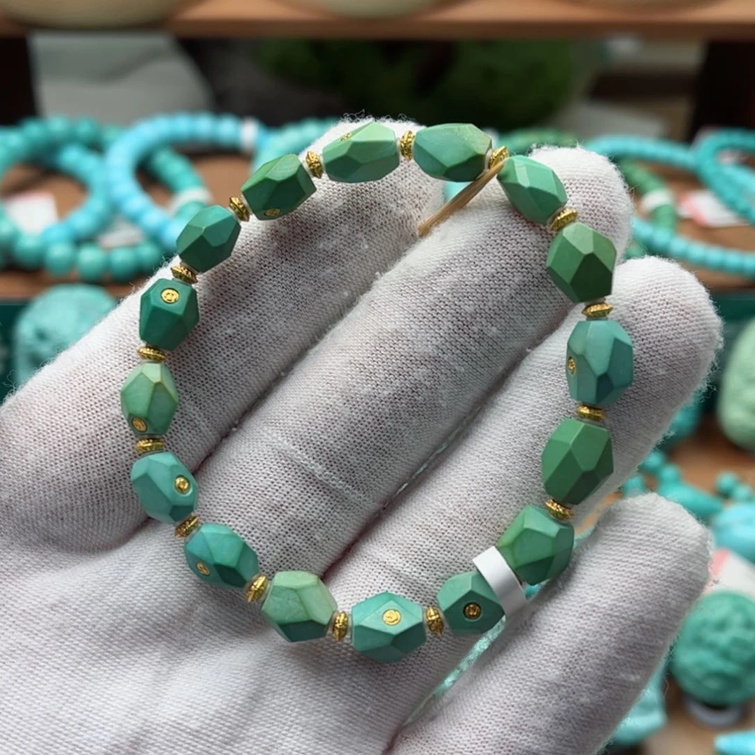 未镶嵌配饰南红玛瑙