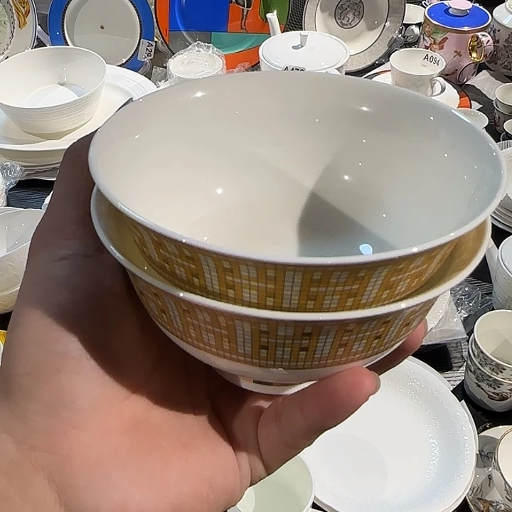 瓷片两个米饭碗碗