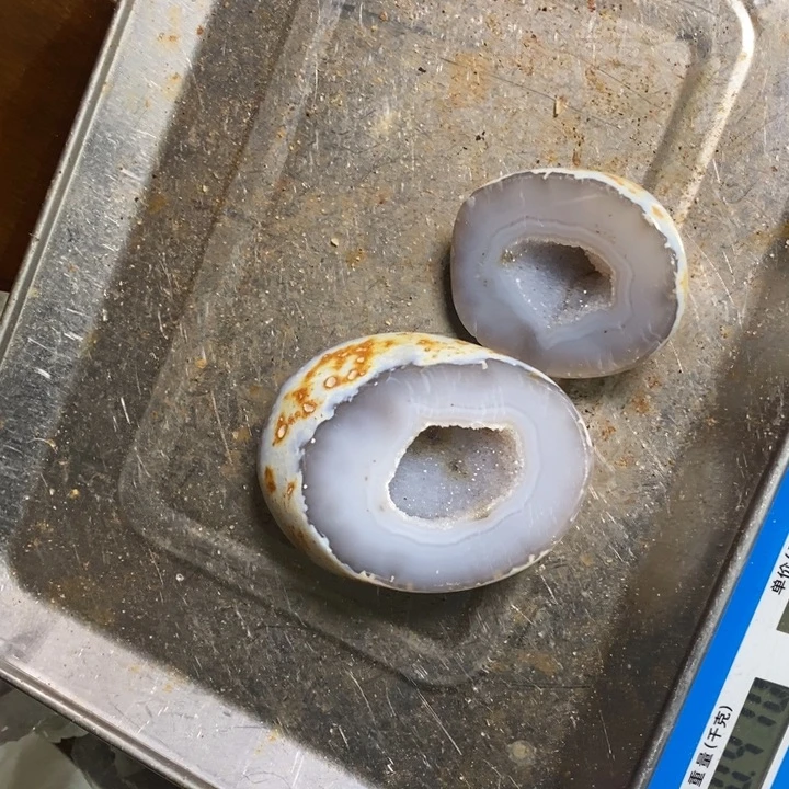 h***h紫晶未镶嵌大型摆件（非配饰）