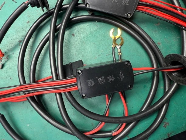 单边120瓦大功率车灯线组单侧供电透镜专用