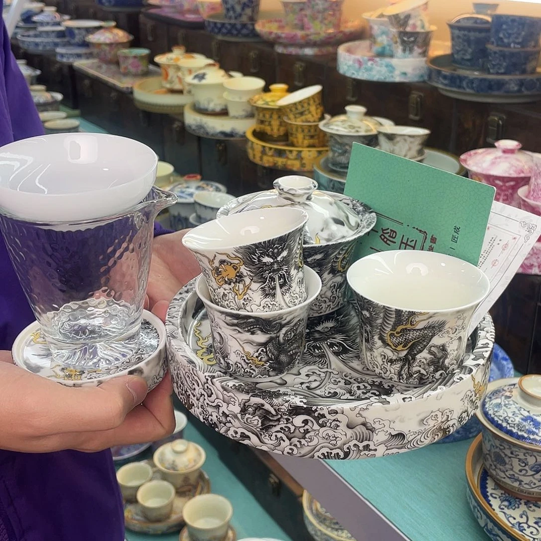 祝我们成为更好的人