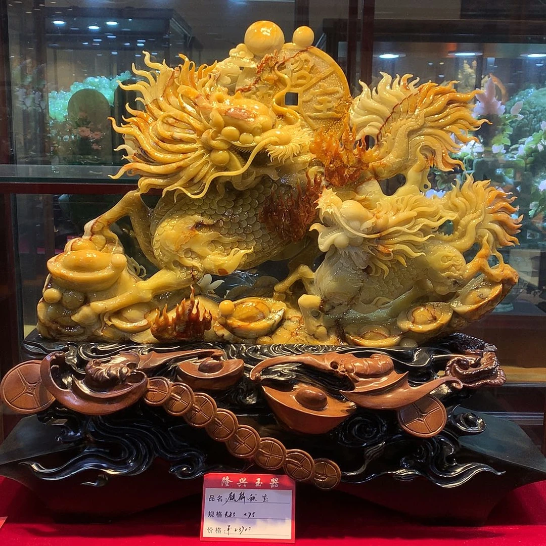 蛇纹石玉未镶嵌摆件