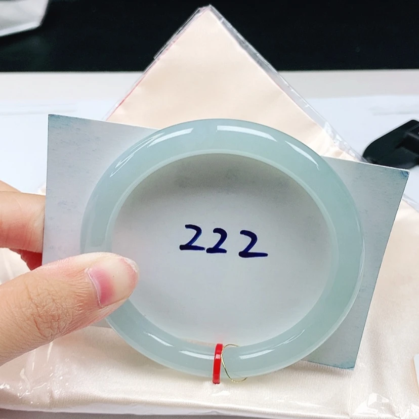 【闪购商品】翡翠手镯未镶嵌57.2圈