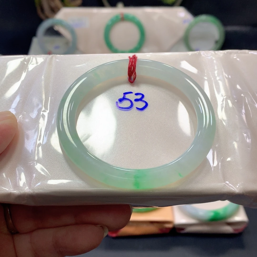 未镶嵌手镯翡翠53圈口