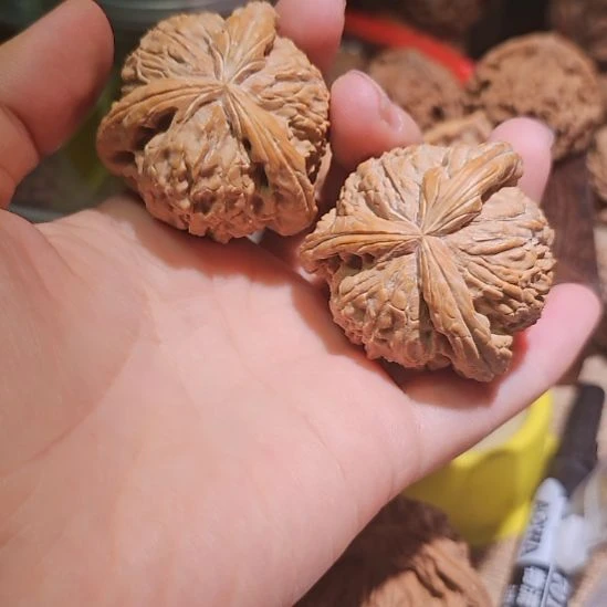 吊坠文玩核桃43精修工艺三楞