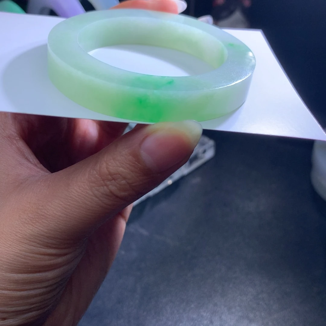 定制翡翠手镯未镶嵌