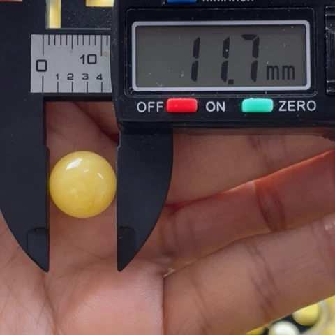 【闪购商品】未镶嵌蜜蜡裸石39杂