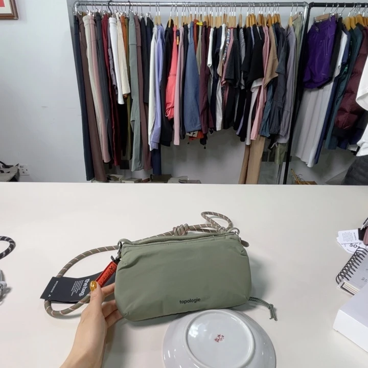 瓷片199。。。。。。。。。。。。。。。。