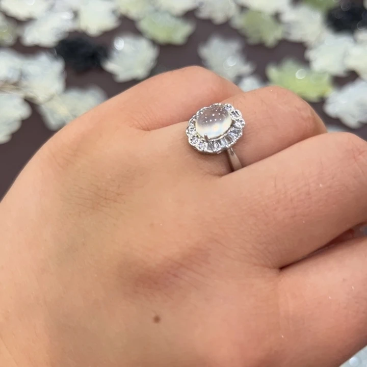 蛇纹石玉未镶嵌吊坠