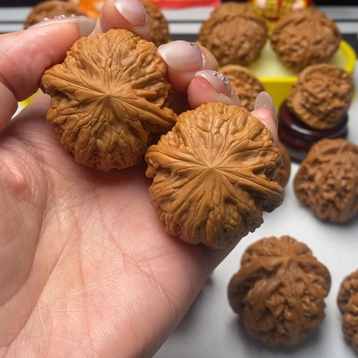 核桃年**香文玩核桃铁锤