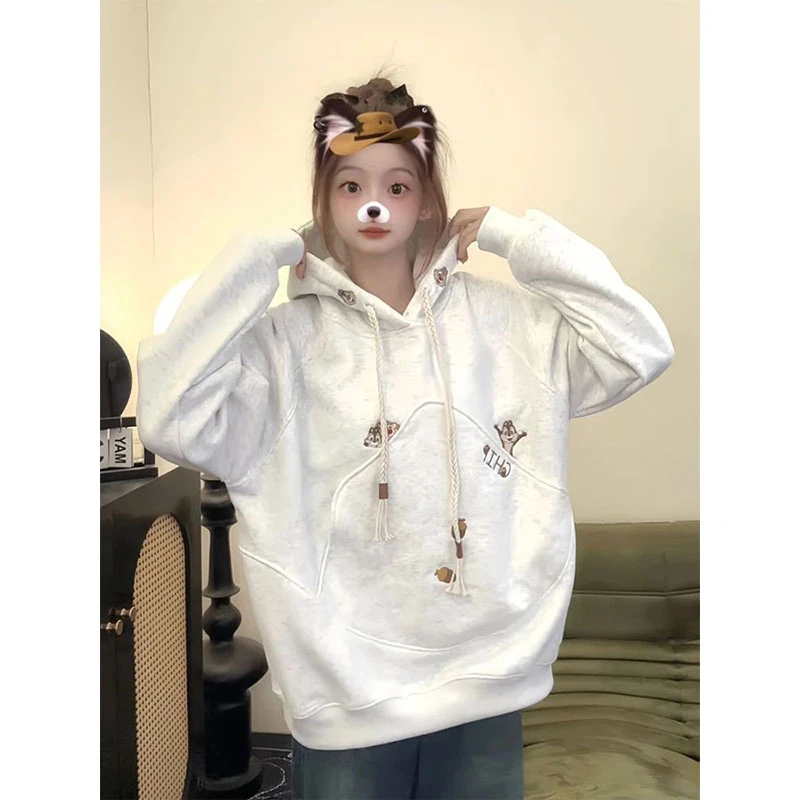 小个子加绒加厚卡通刺绣连帽卫衣女秋冬季不规则蛋壳口袋宽松外套