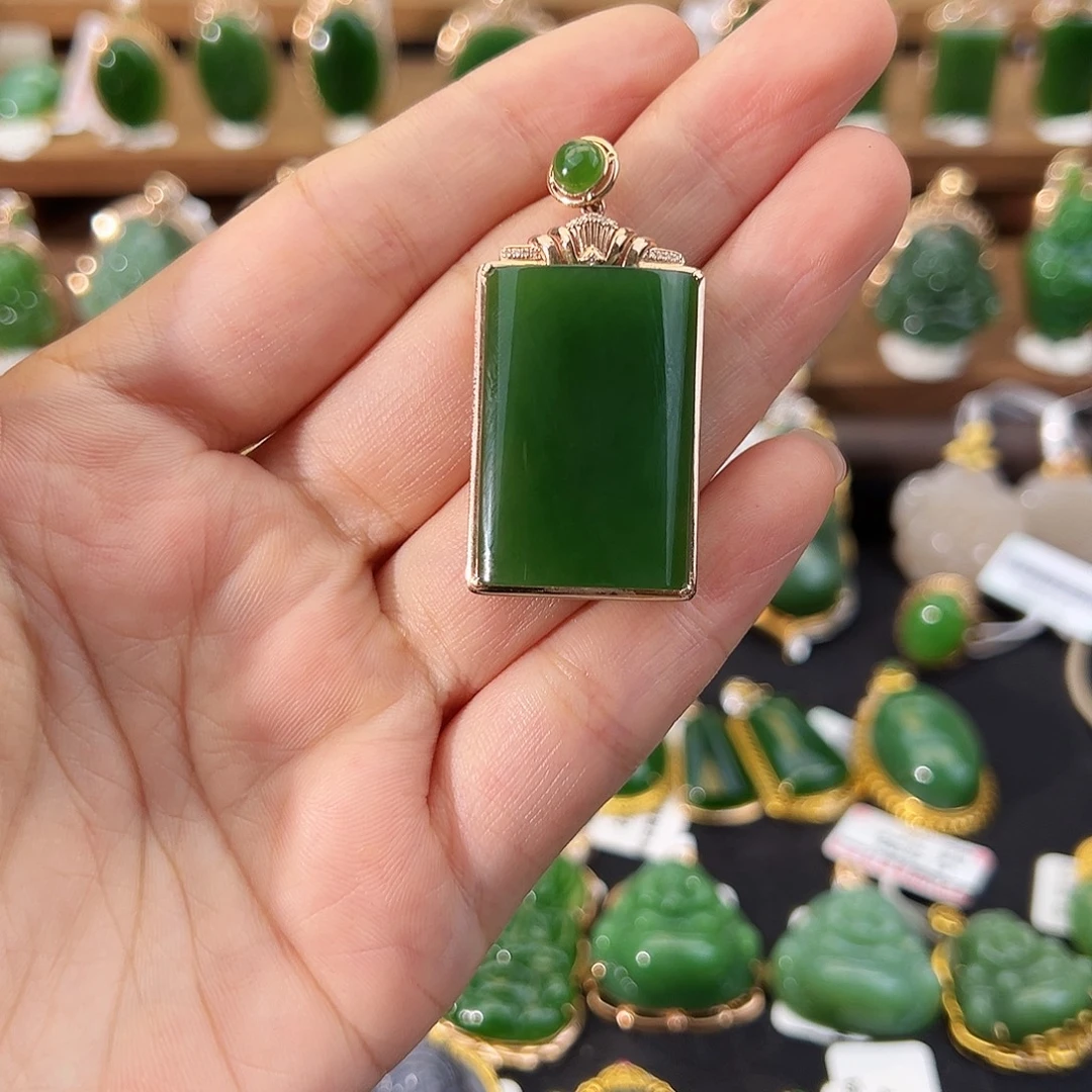 和田玉18K金镶嵌吊坠(不含链)