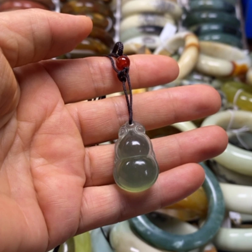 【闪购商品】蛇纹石玉未镶嵌手镯