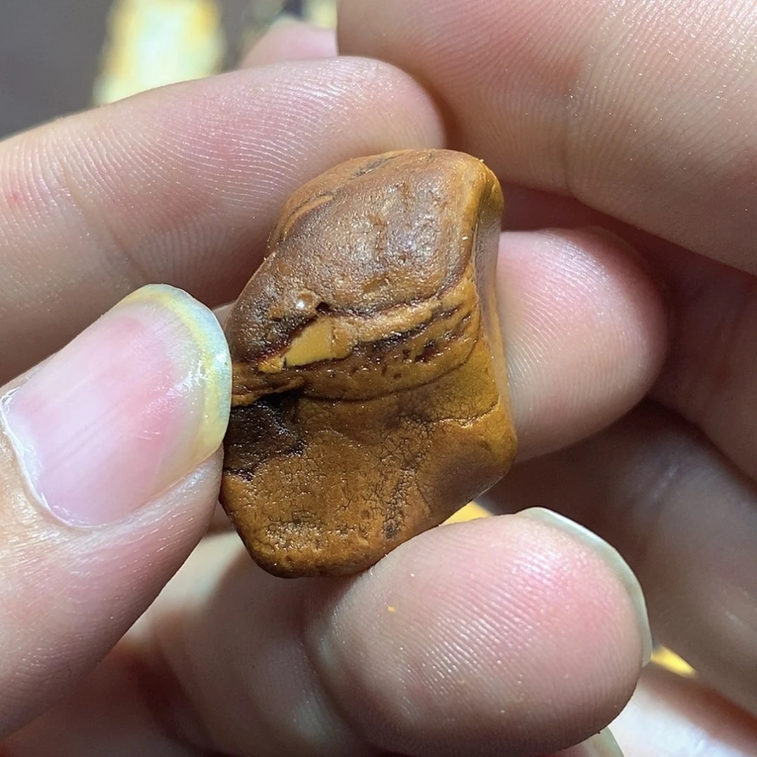 定制琥珀蜜蜡原石定制