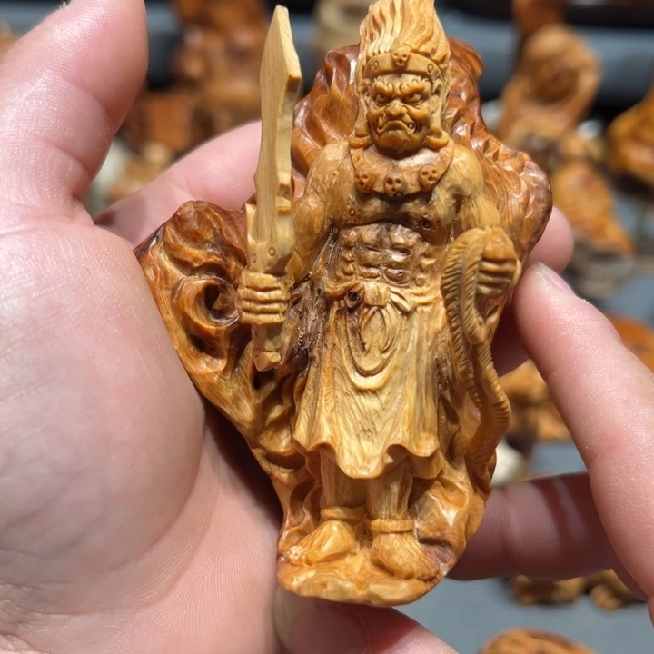 柏木（崖柏）点点关注