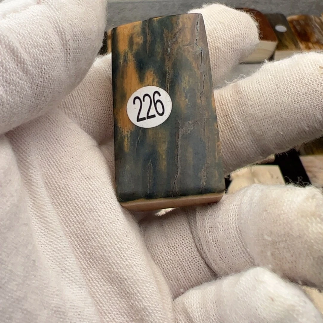 。***奇泥塑猛犸制品有限公司