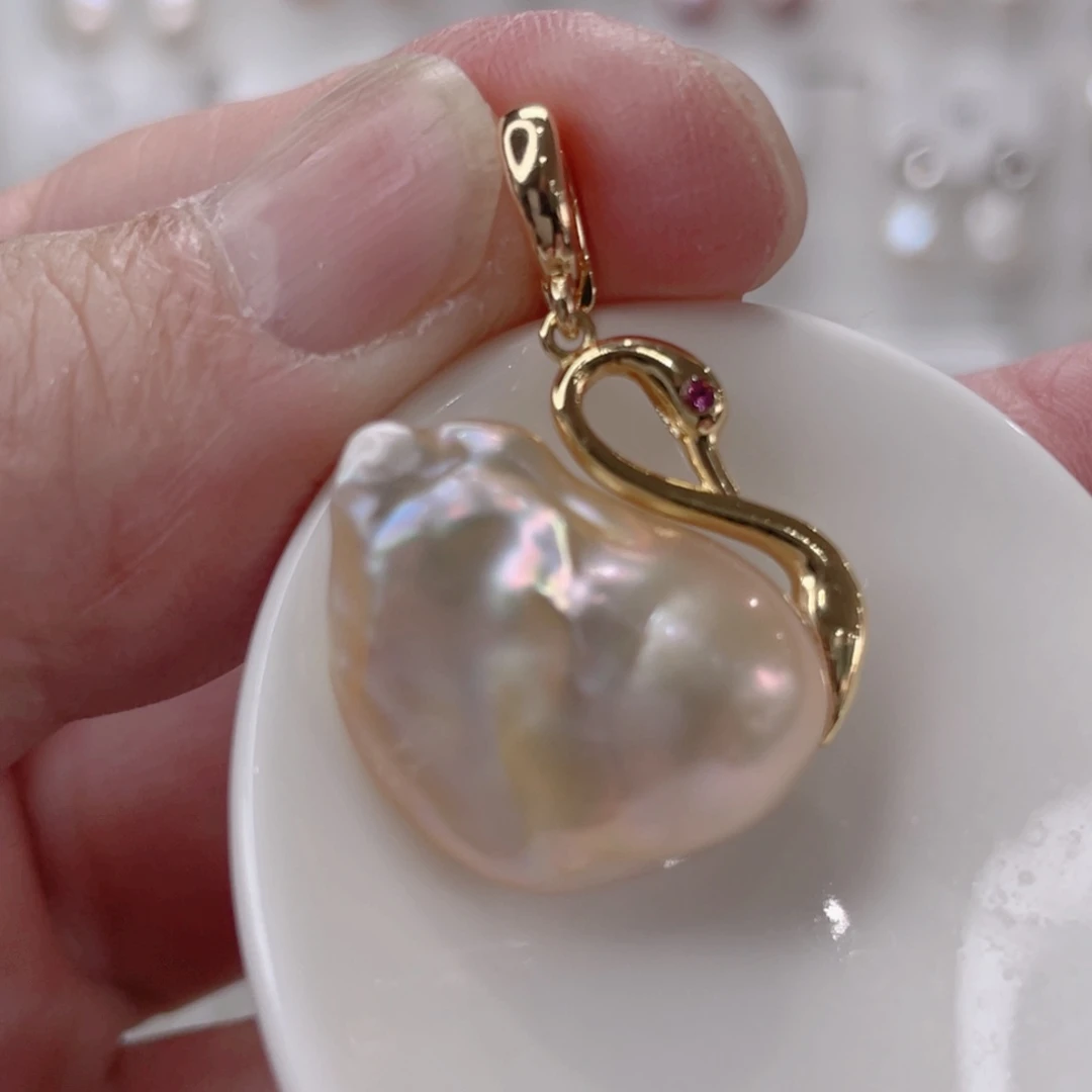 颈饰未镶嵌淡水珍珠