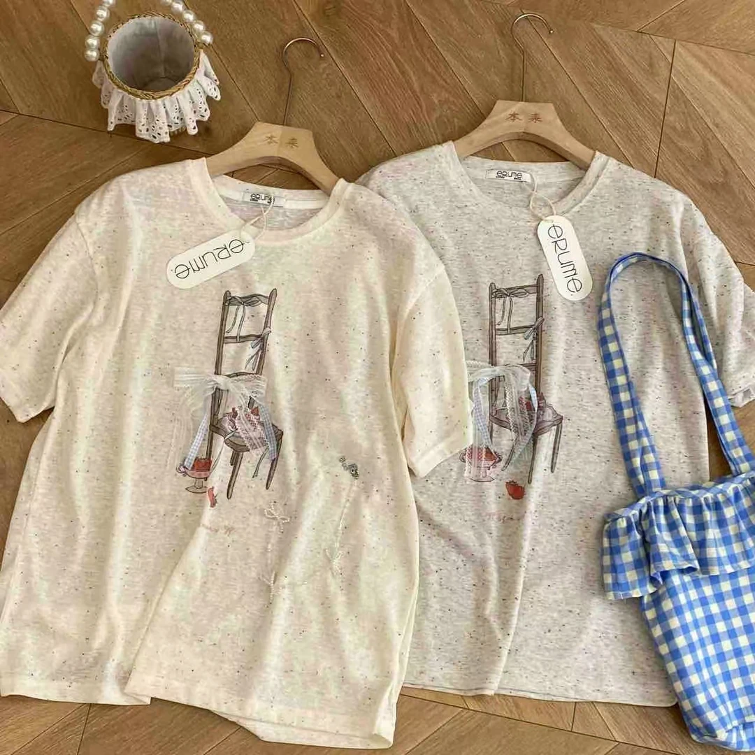 JIEJIE-【蛋糕椅子】韩系简约百搭圆领短袖T恤