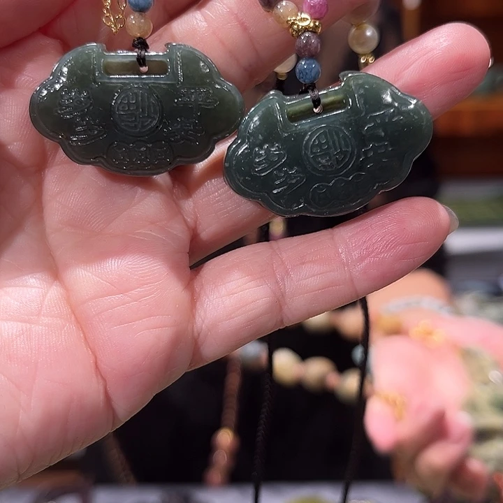 未镶嵌岫玉毛衣链