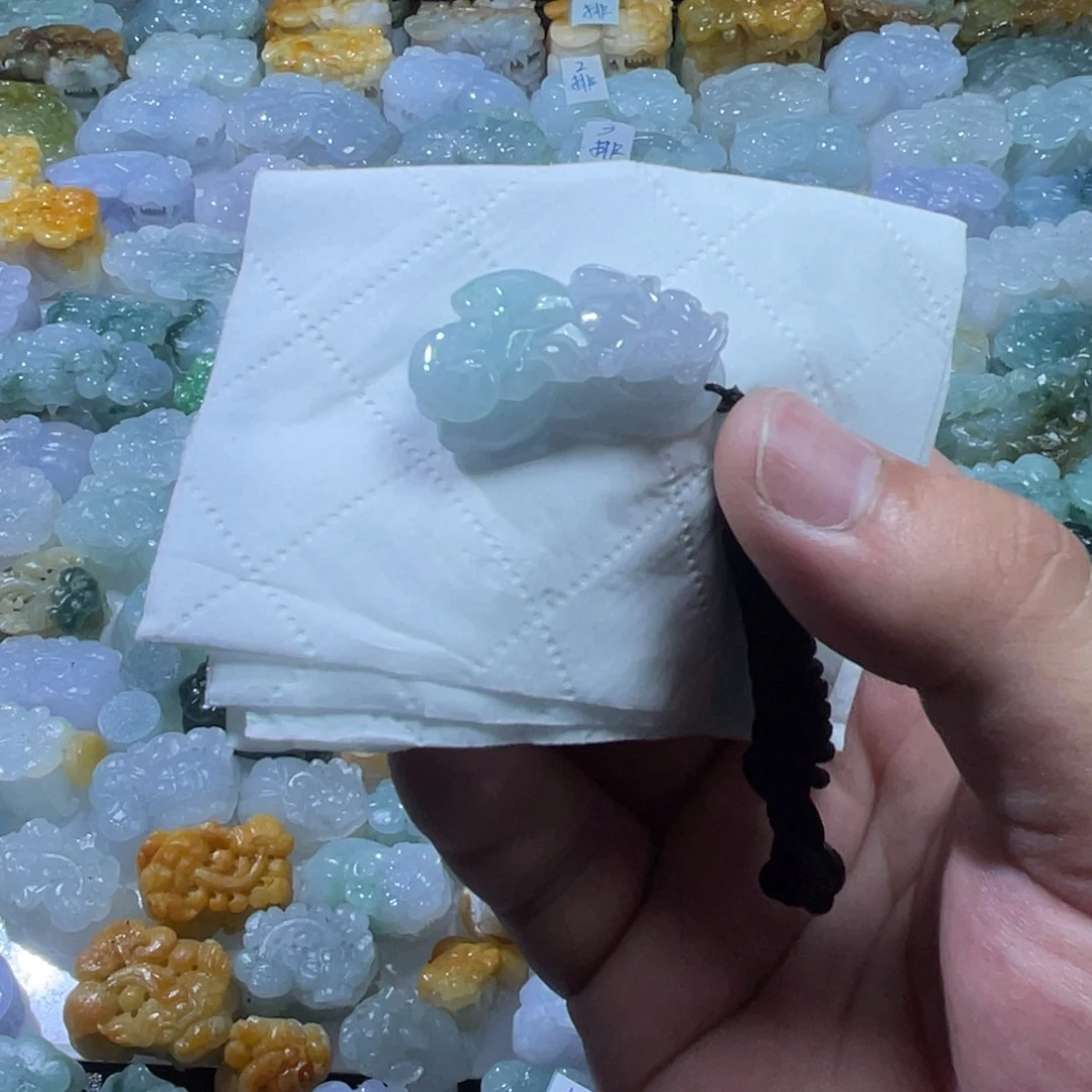 翡翠未镶嵌颈饰天然