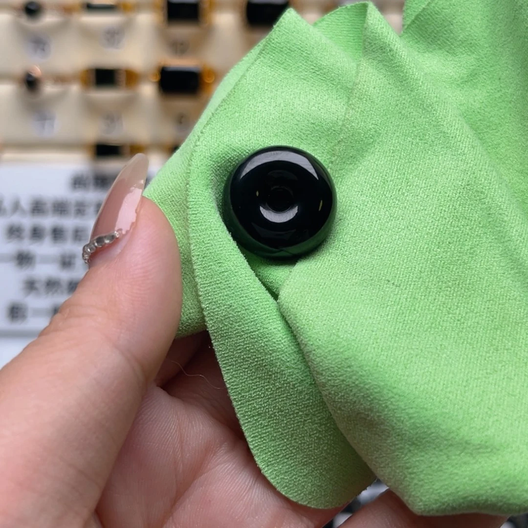 翡翠18K金镶嵌耳饰缅甸翡翠