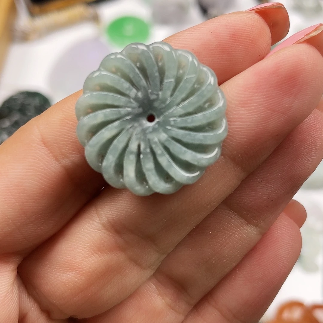 翡翠未镶嵌颈饰天然