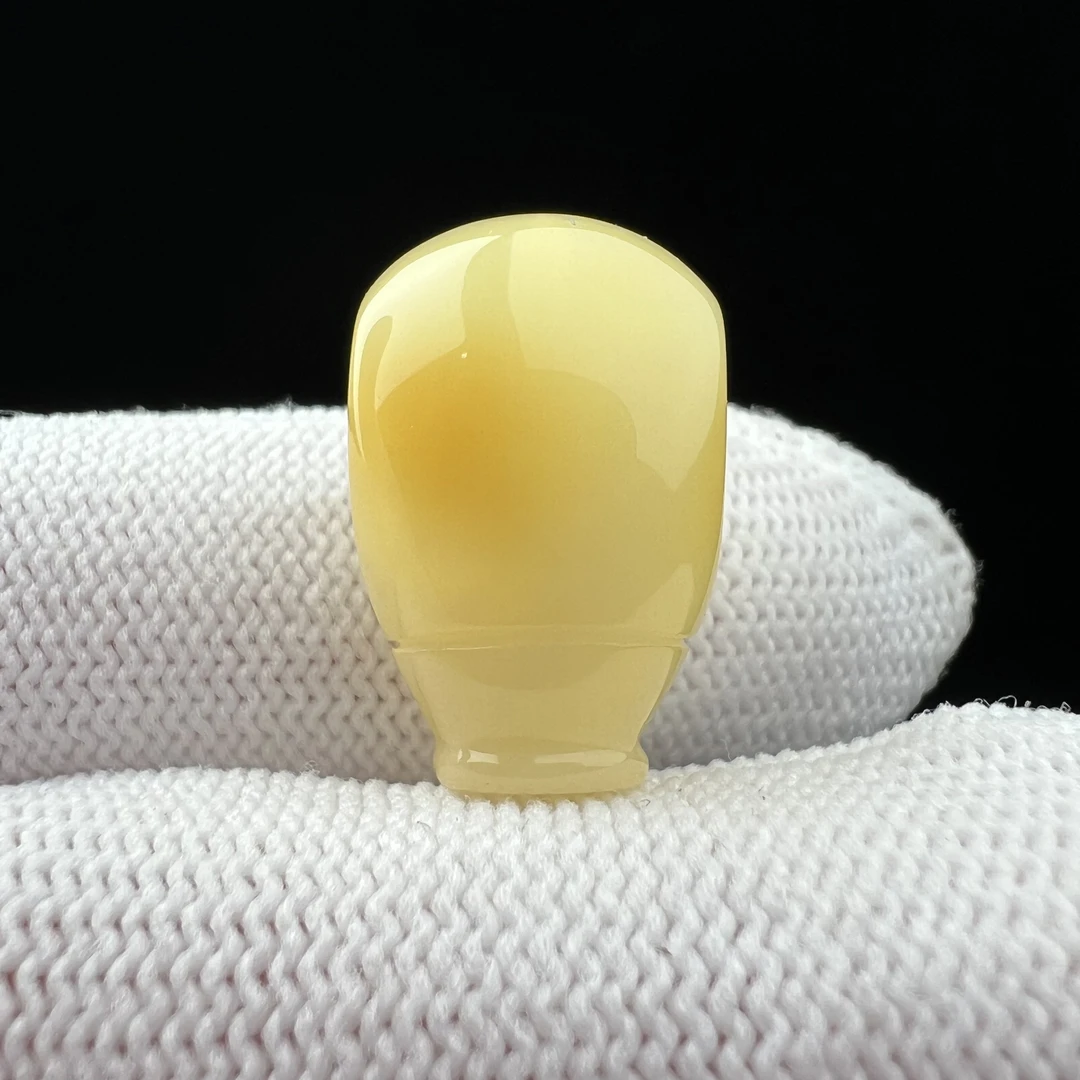 Z6691天然蜜蜡三通12.6*19.7mm支持复检假一罚十