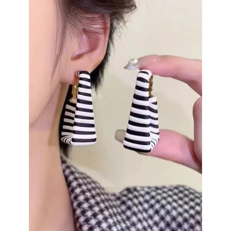 铜合金耳饰 斑马纹手工绕线复古黑白耳环女款方形耳钉跨境耳饰