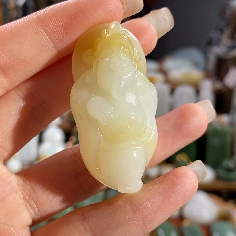 【闪购商品】吊坠(赠链)未镶嵌和田玉