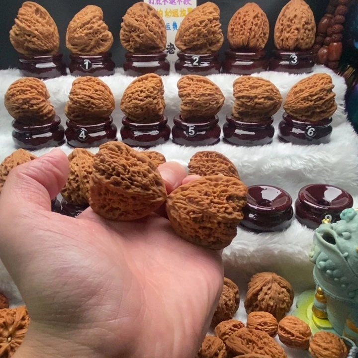 ****️文玩核桃吊坠南将石不退不换