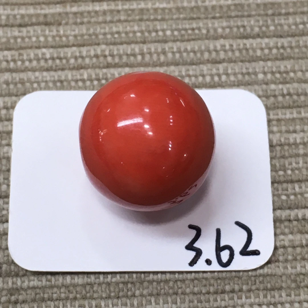 台湾莫莫珊瑚圆珠  尺寸13.55毫米    重3.62克